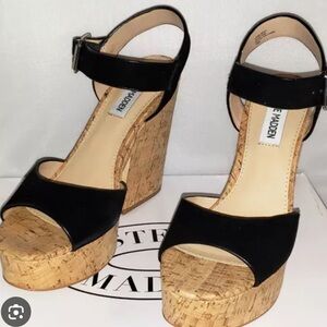 Steve Madden Leighton Platform Heels